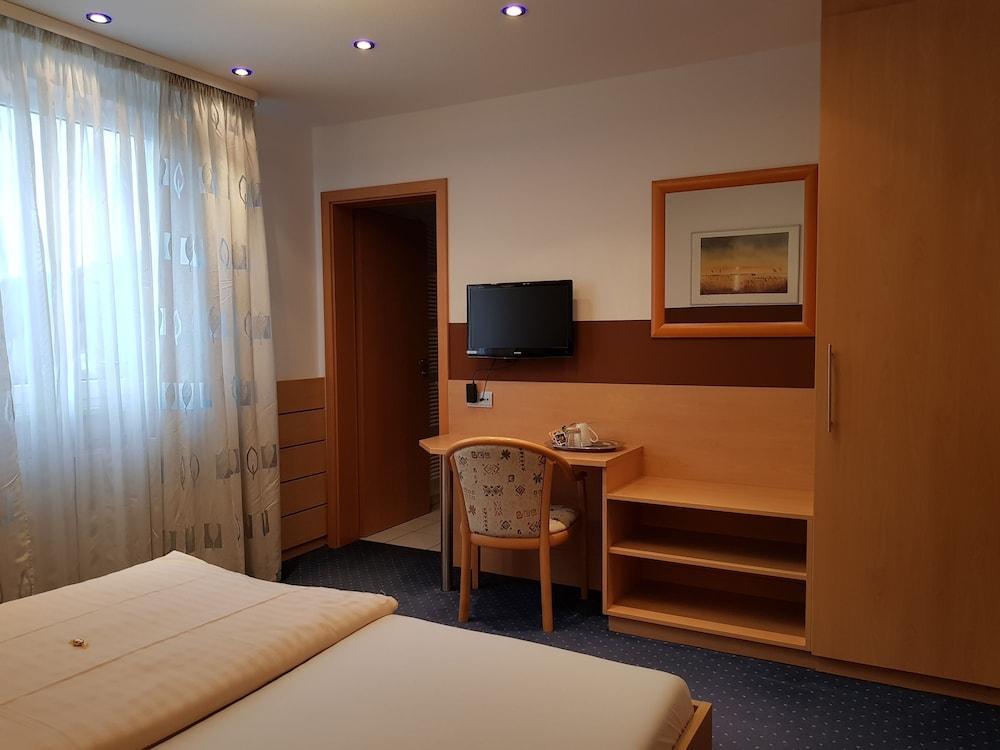Hotel Habana Aalen Dış mekan fotoğraf