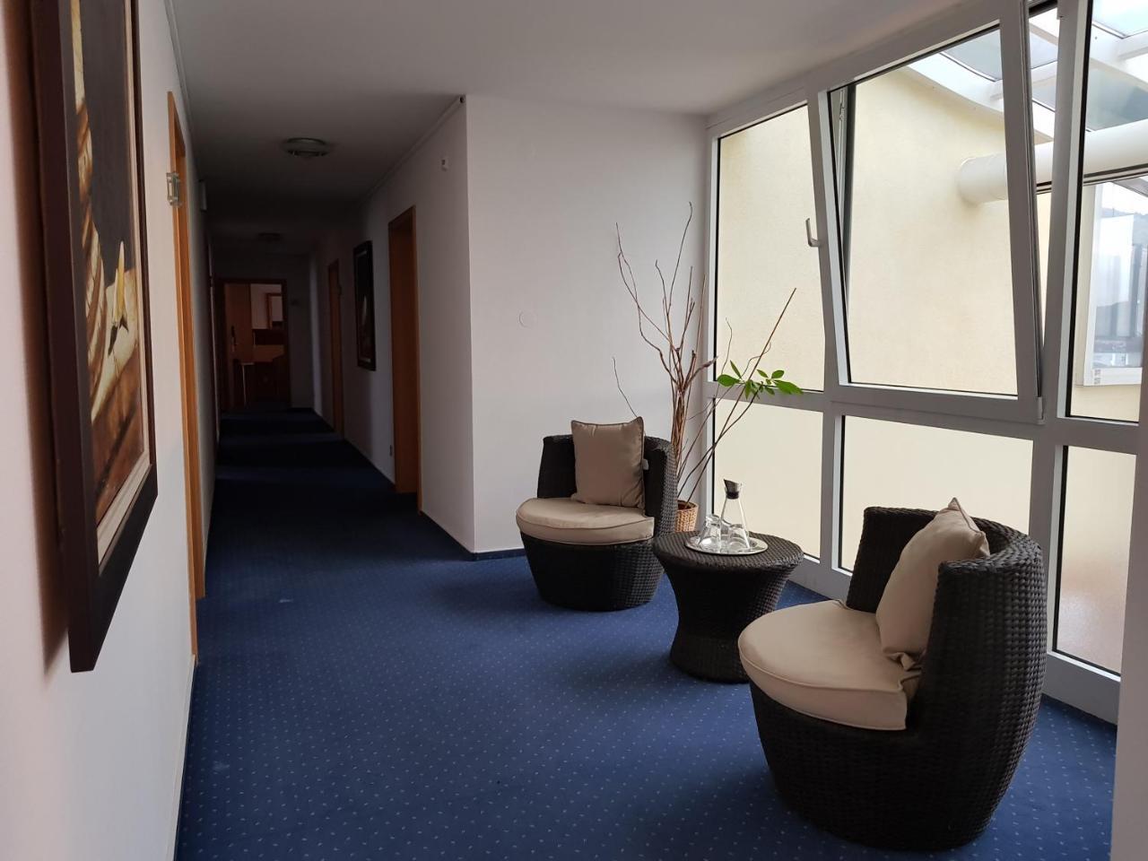 Hotel Habana Aalen Dış mekan fotoğraf