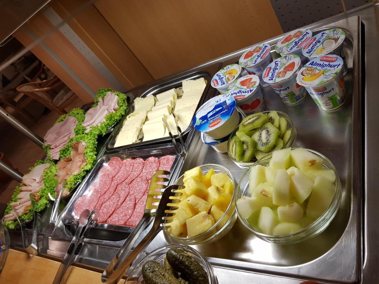Hotel Habana Aalen Dış mekan fotoğraf