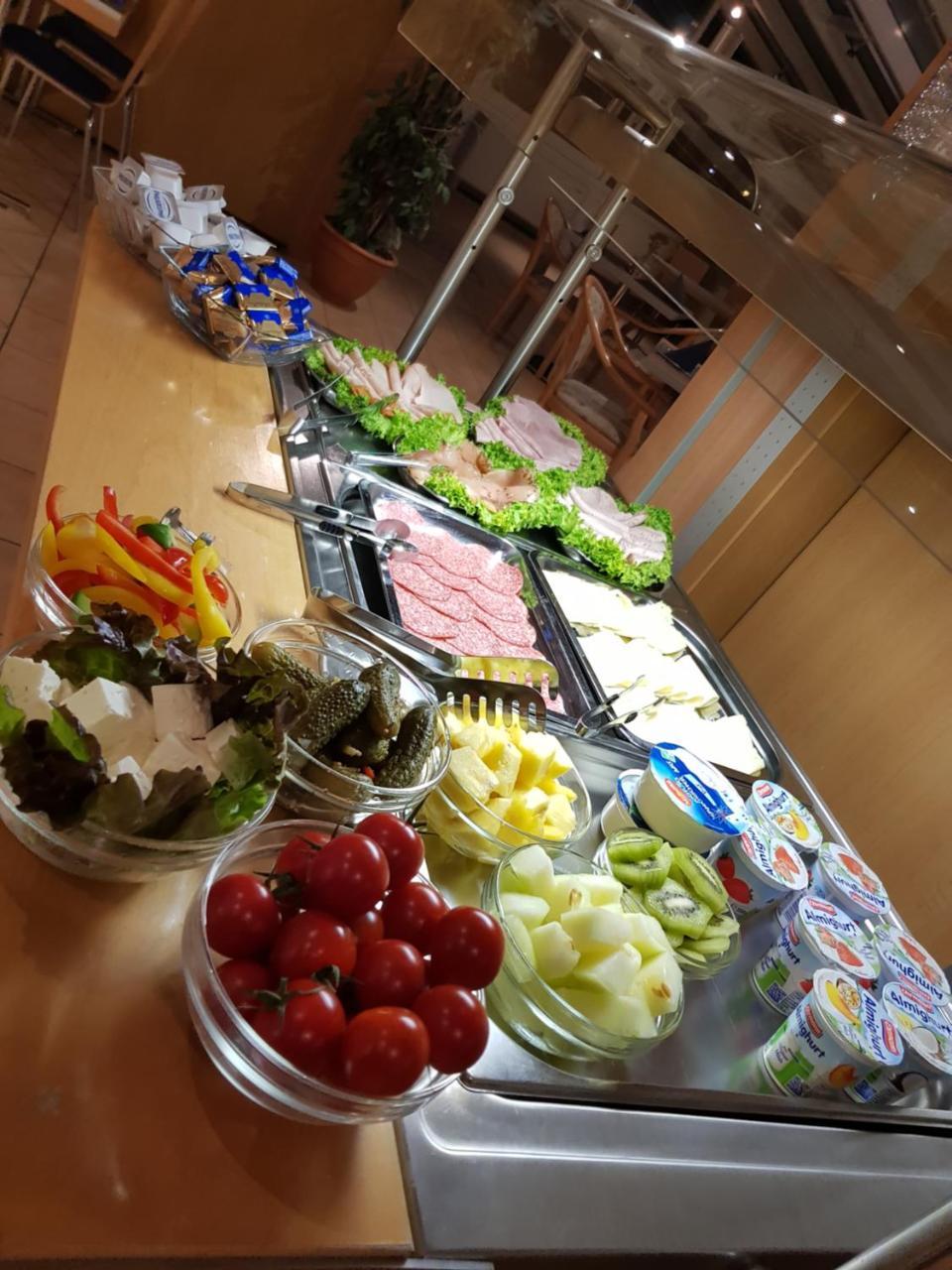 Hotel Habana Aalen Dış mekan fotoğraf