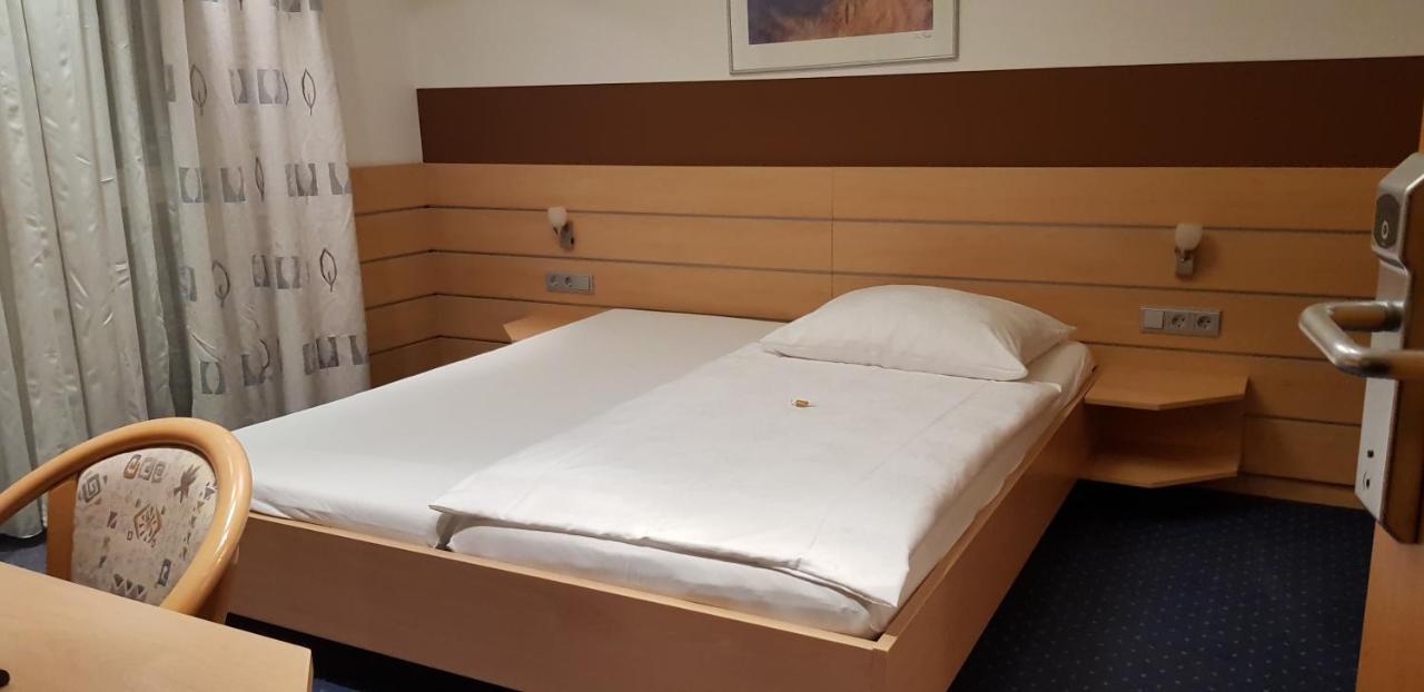 Hotel Habana Aalen Dış mekan fotoğraf