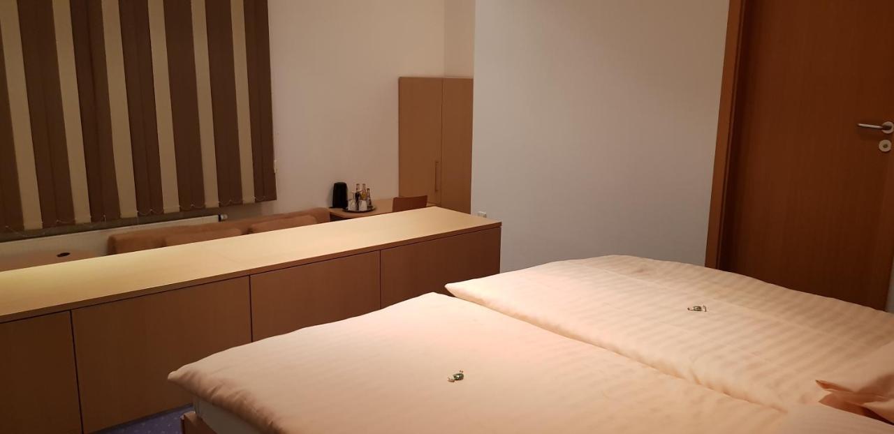 Hotel Habana Aalen Dış mekan fotoğraf