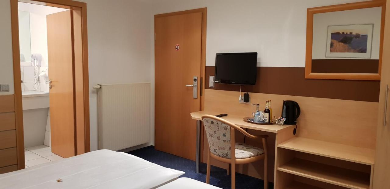 Hotel Habana Aalen Dış mekan fotoğraf