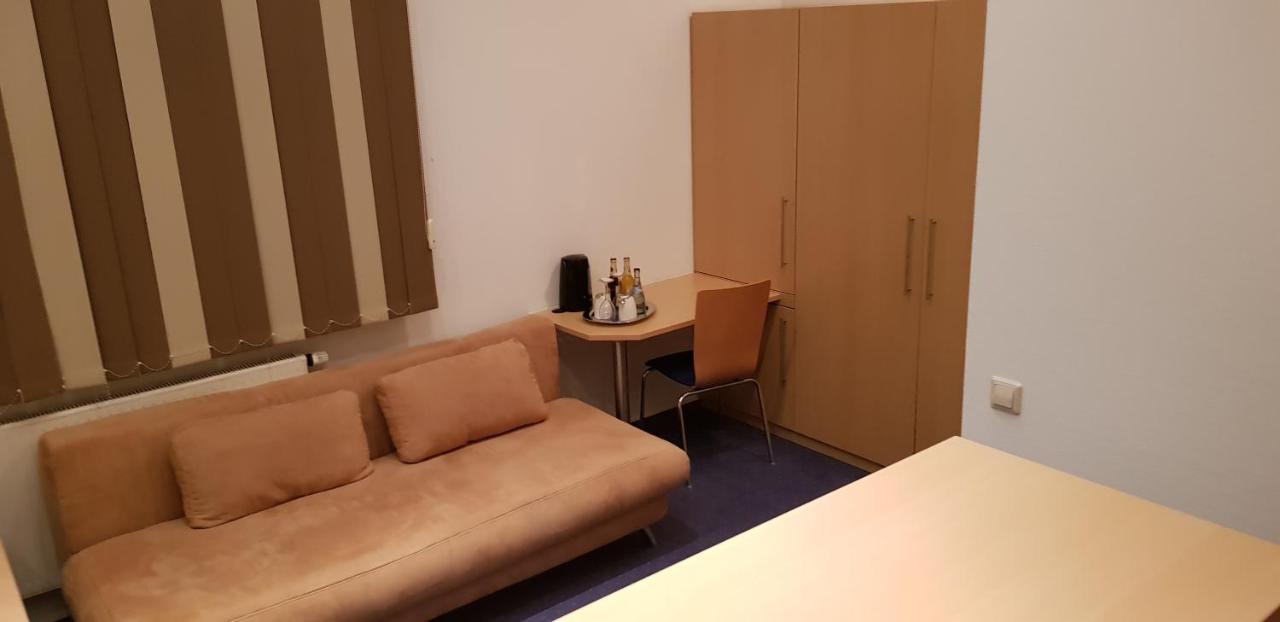 Hotel Habana Aalen Dış mekan fotoğraf